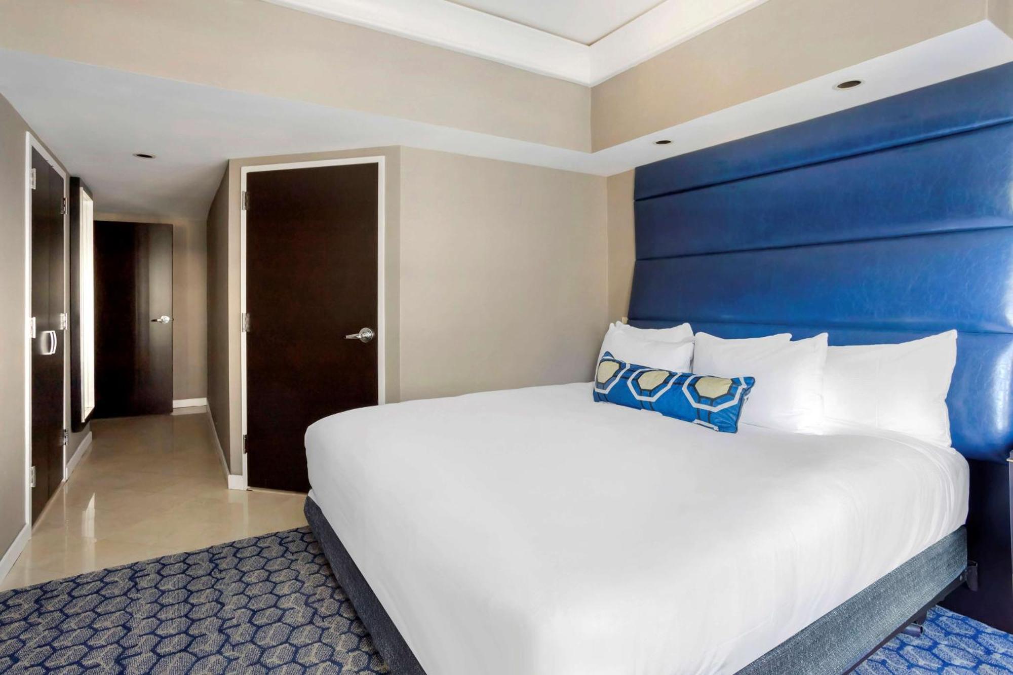 Hilton Club New York Hotel Bagian luar foto